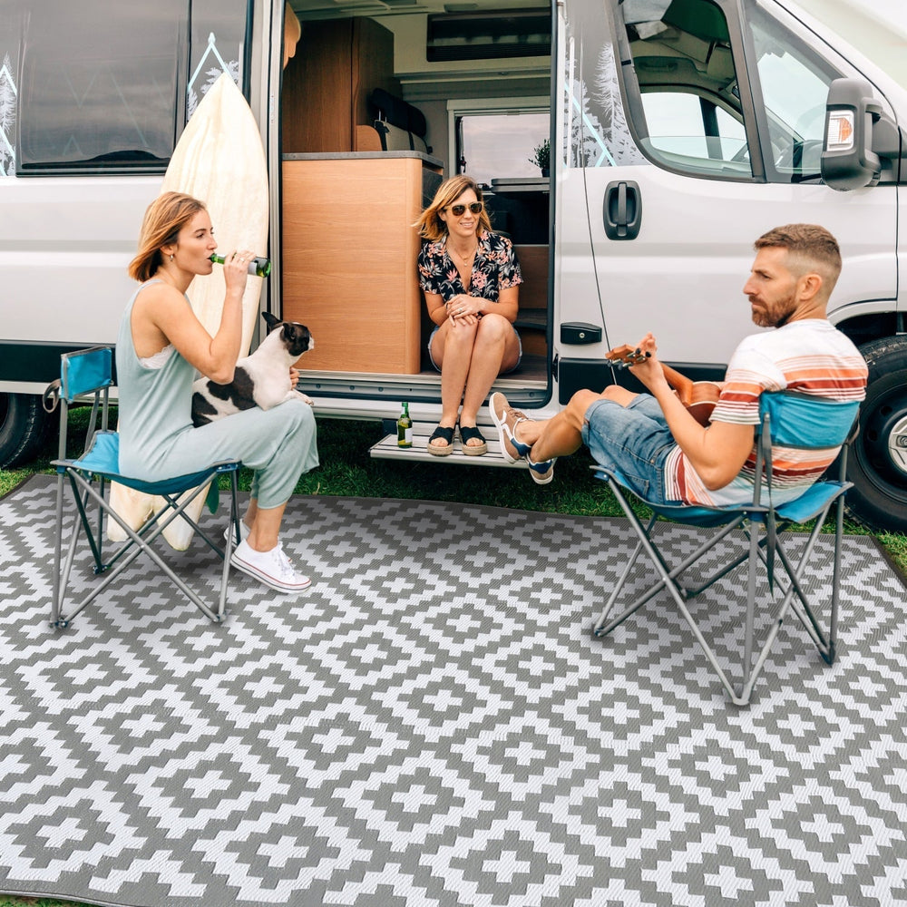 How to Keep Your Outdoor Rug Looking Fresh