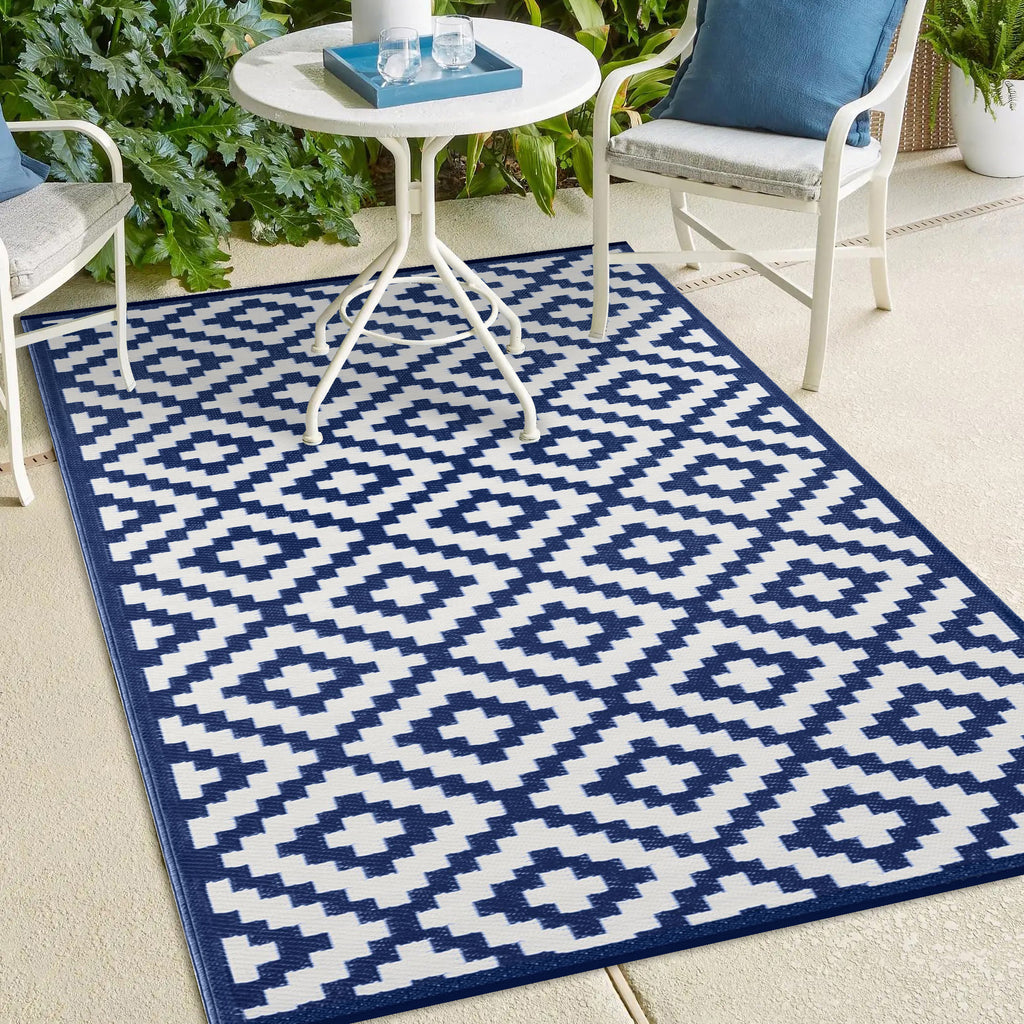 Say Yes to Sustainability with Recycled Plastic Outdoor Rugs!