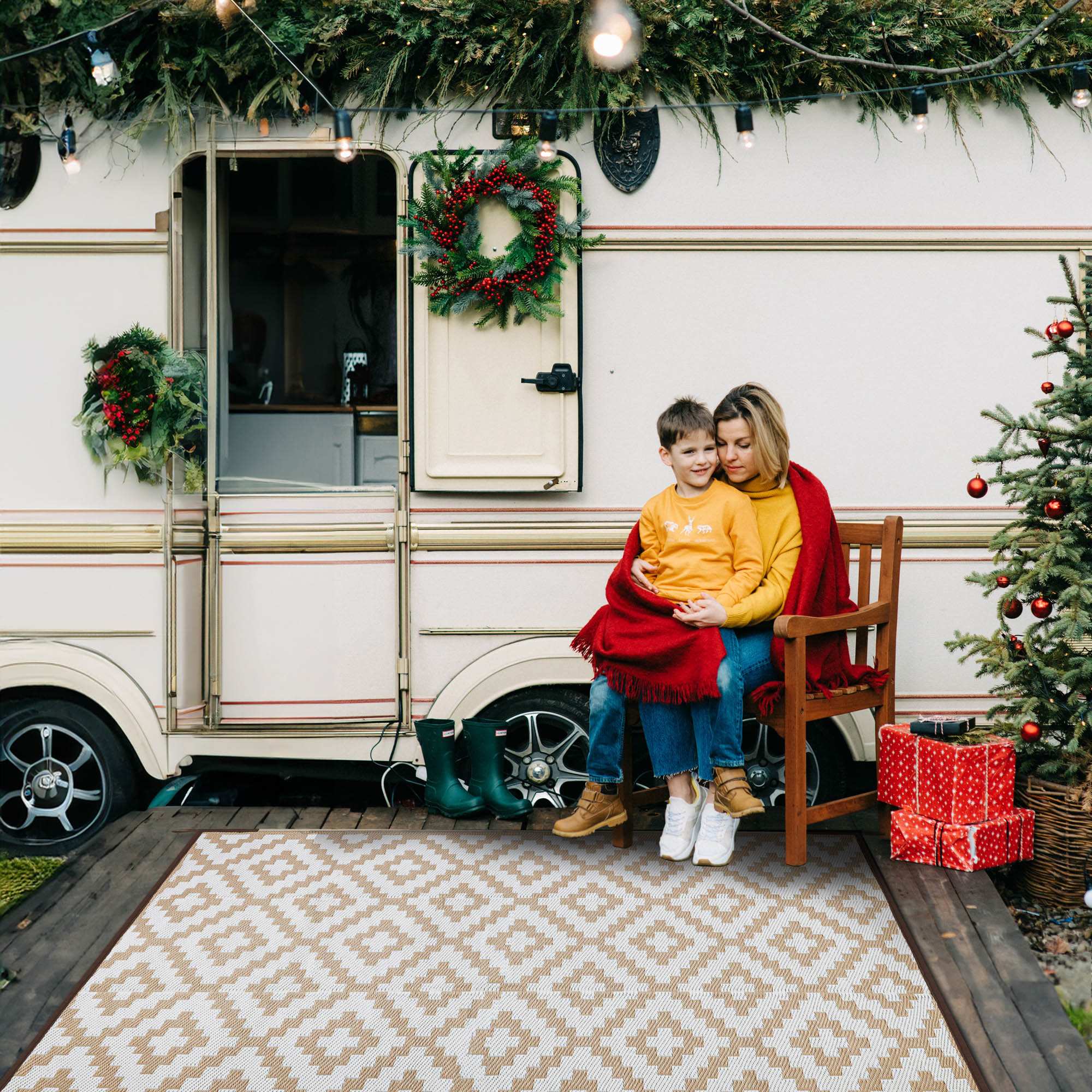 Durable Outdoor Rug Camping Mat, RV Patio Rug Beige and White