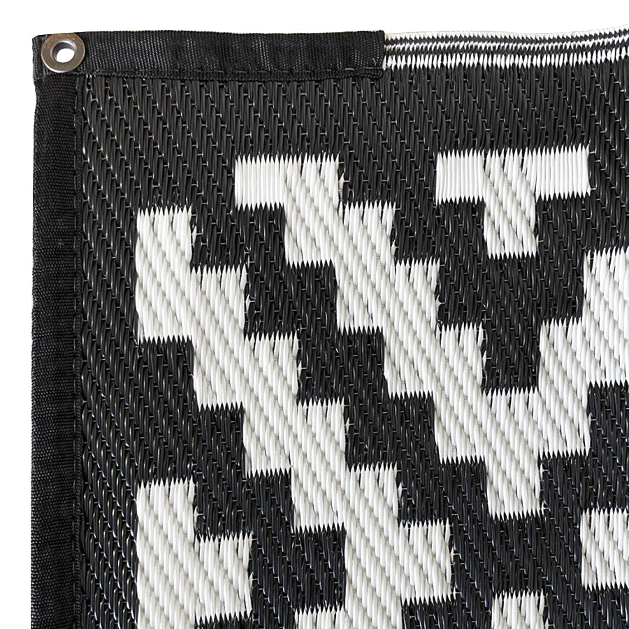 Green Decore Nirvana Black White Outdoor Rug