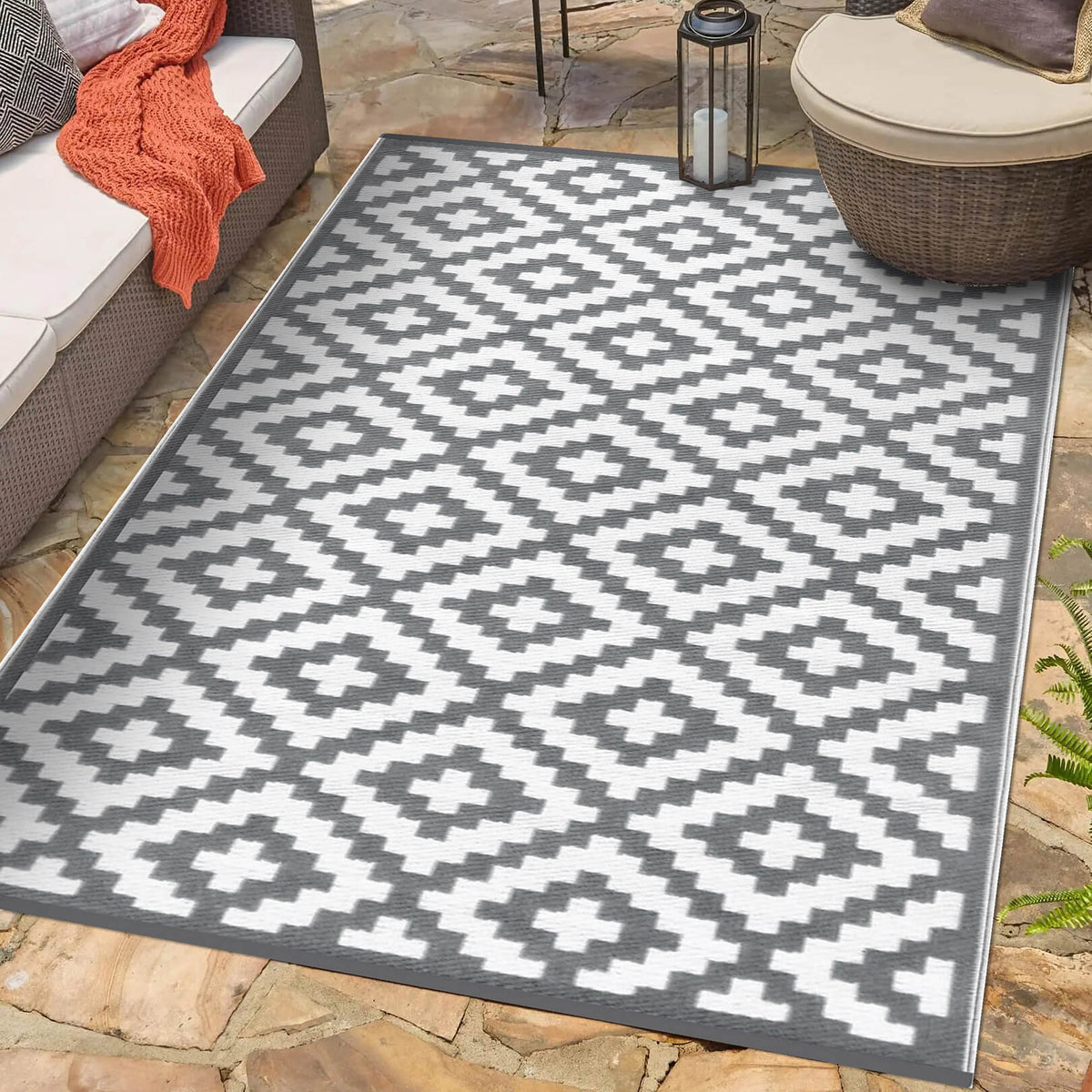 270 x 360 cm (9 x 12ft) Extra-large Outdoor Rugs